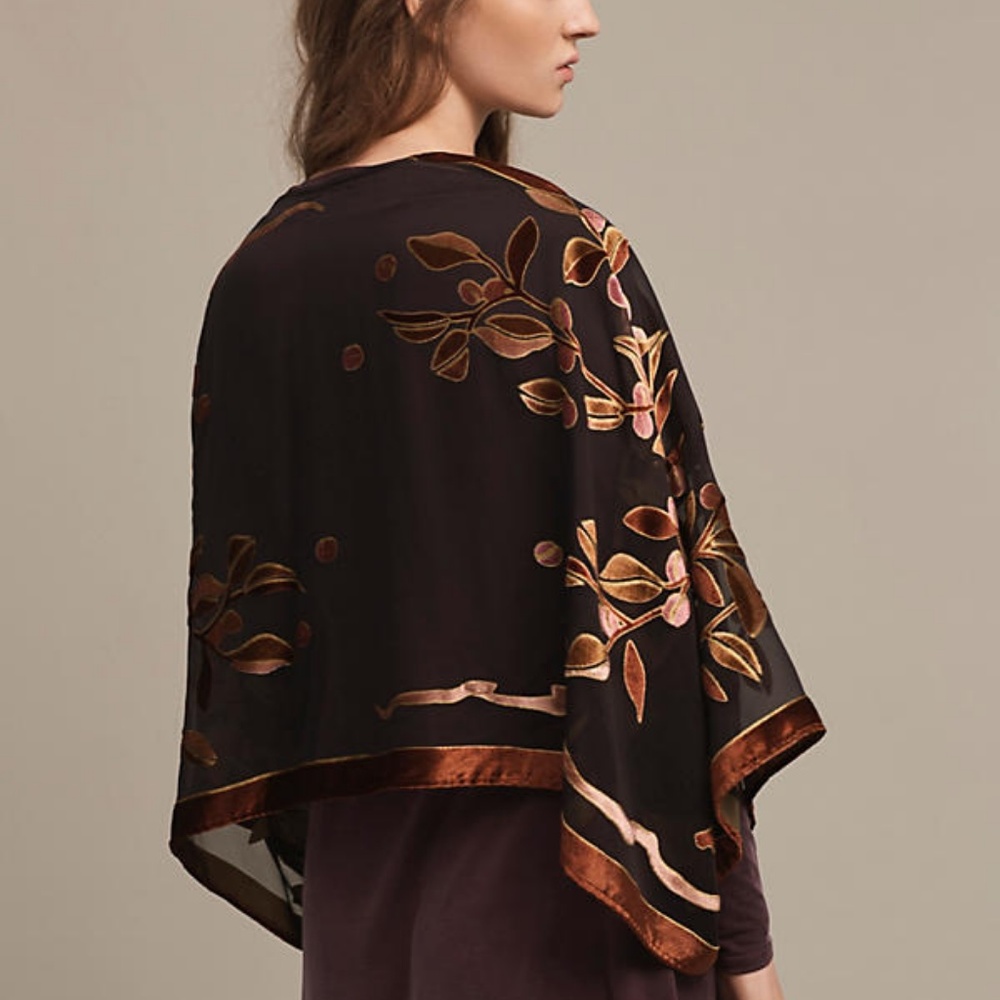 Anthropologie Velvet Fleur Kimono